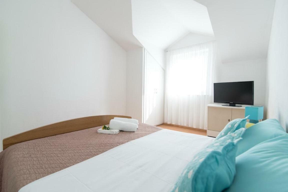 Apartments Petranic スペタル エクステリア 写真